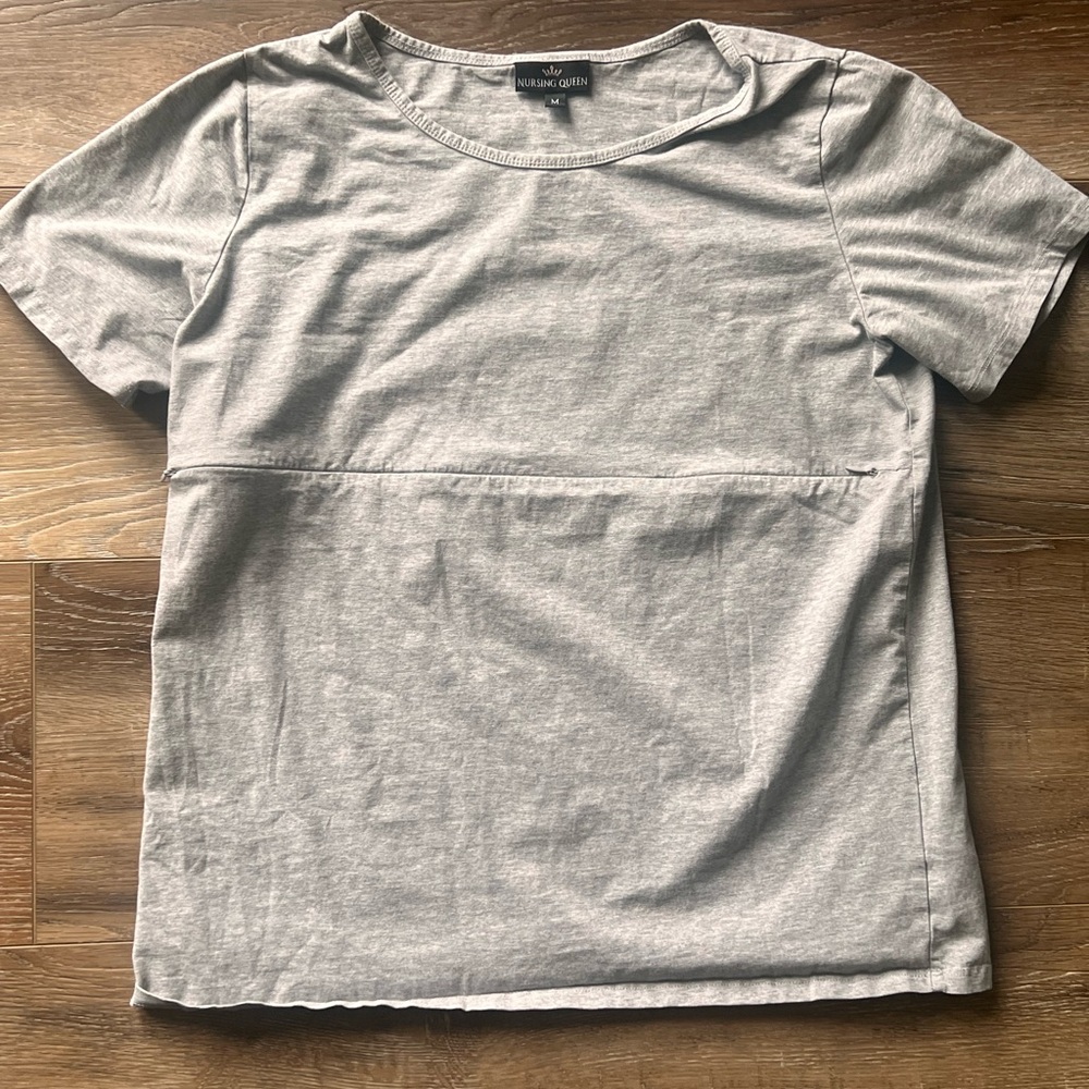 Nursing Queen T-Shirt